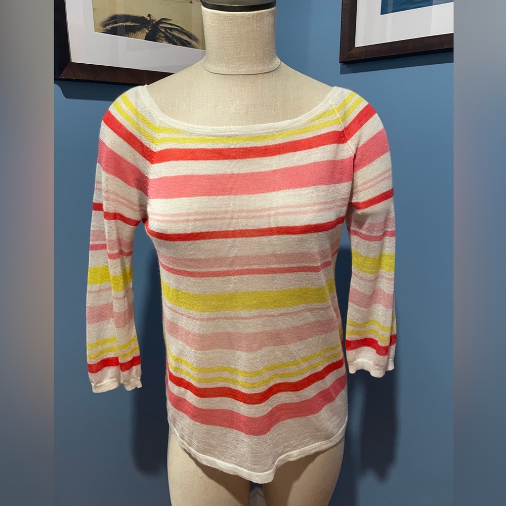 Women’s Small Lightweight sweater